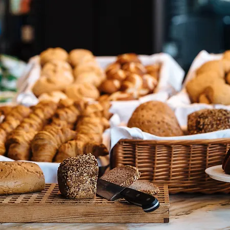 מלון One Leipzig-post 3*