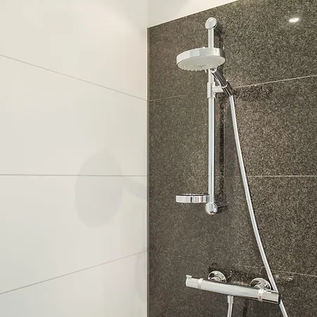 فندق One Leipzig-post 3*