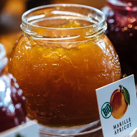 One Leipzig-post 3* لبسيا