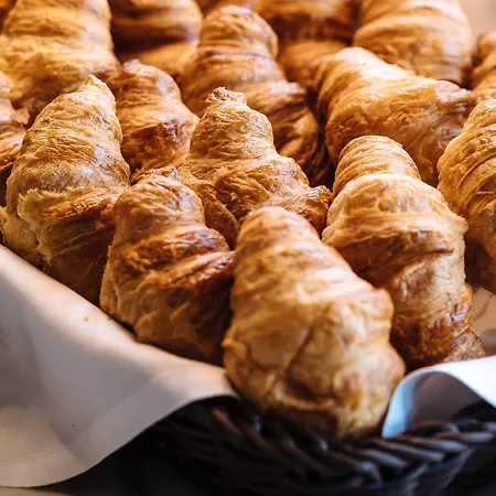 One Leipzig-post لبسيا