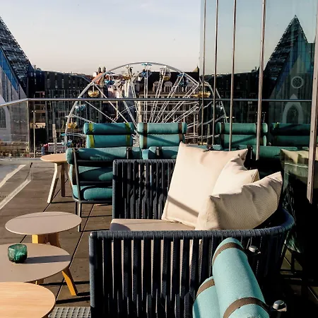 One Leipzig-post فندق