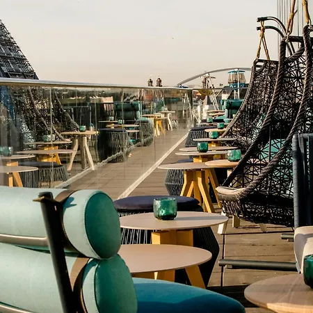 One Leipzig-post Hotel 3*