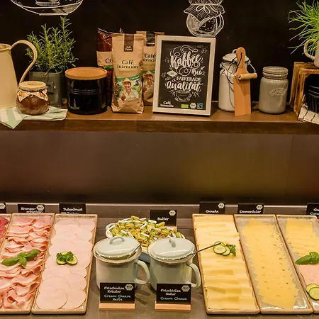 One Leipzig-post Hotel