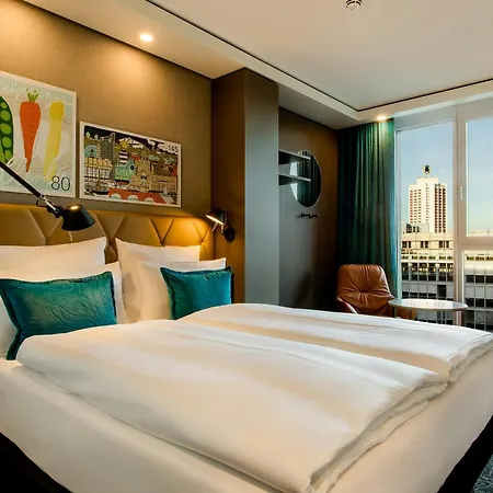Hotel One Leipzig-post 3*