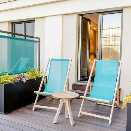 One Leipzig-post Hotel 3*