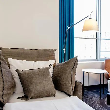 One Leipzig-post Hotel 3*