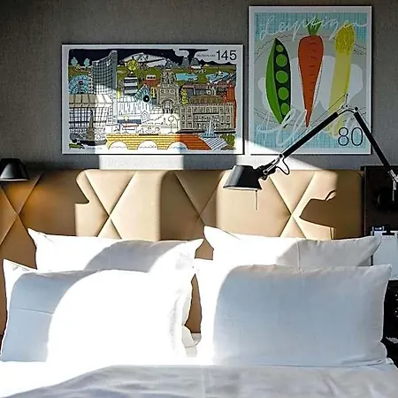 Hotel One Leipzig-post 3*