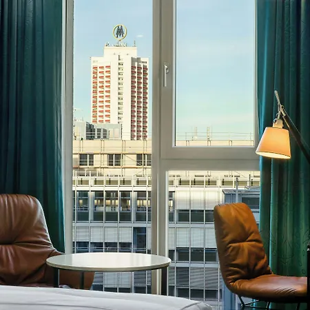 One Leipzig-post 3*